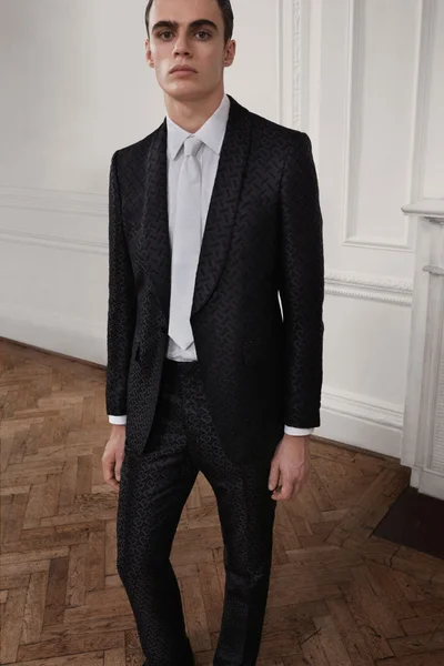 Look 46